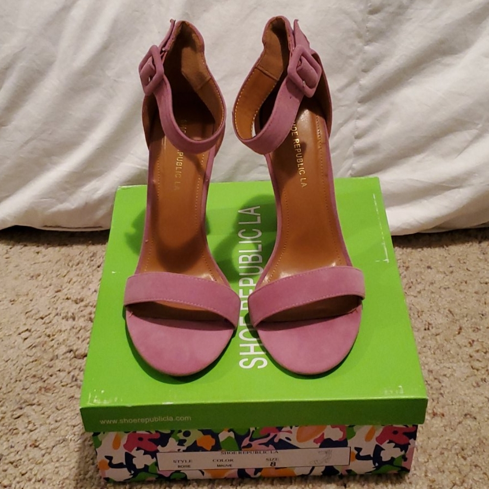 NWOT Mauve Spring/Summer Sandal Heels